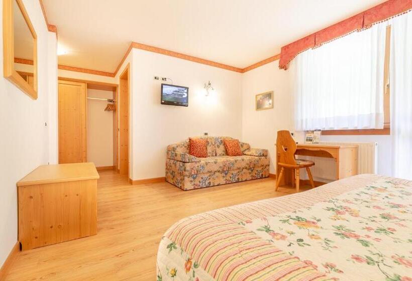 בית מלון כפרי Garni La Stua