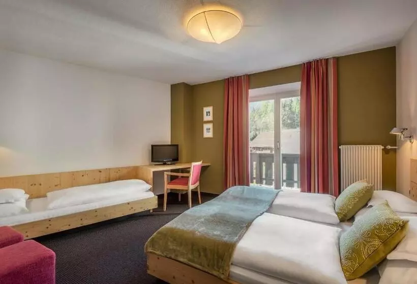 ホテル Gasthof Traube