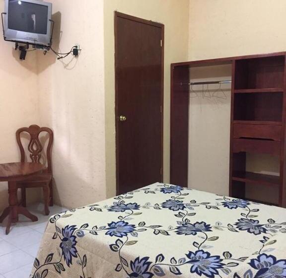 Otel Lienzo Charro 1