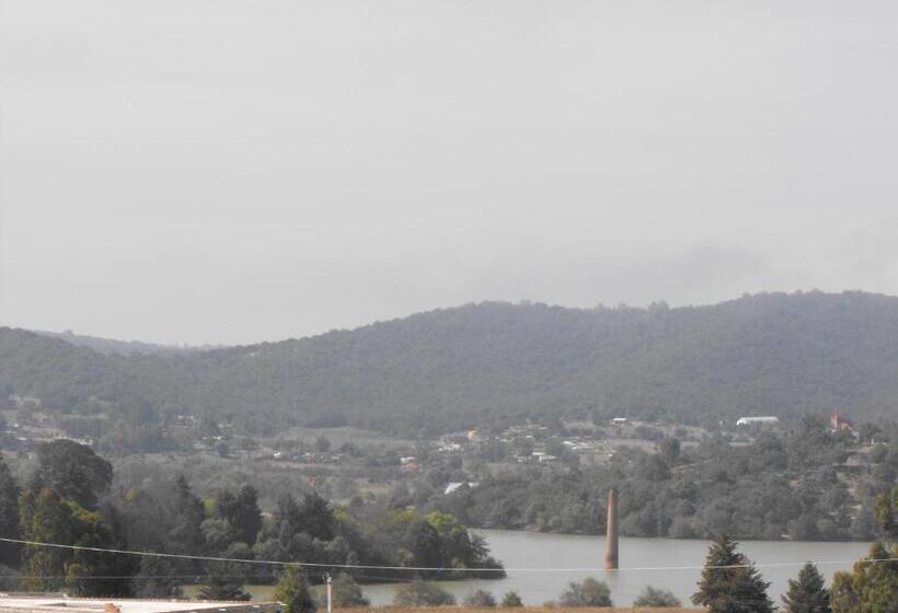 Otel Lienzo Charro 1