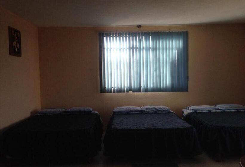 Otel Lienzo Charro 1