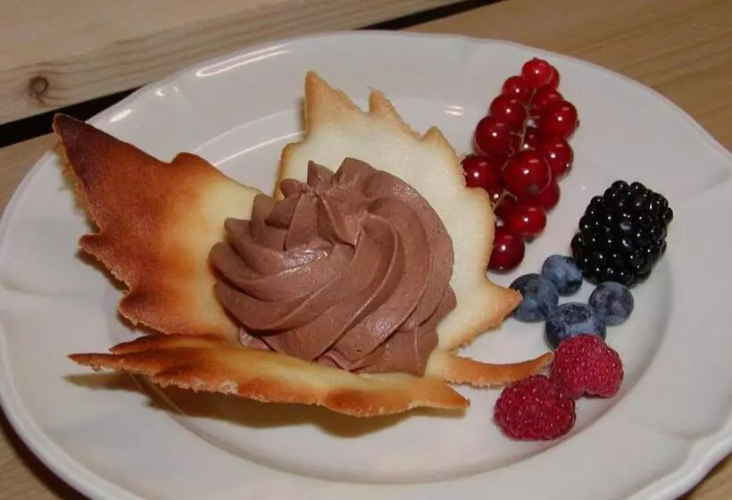 Hotelli Pension Mirandola