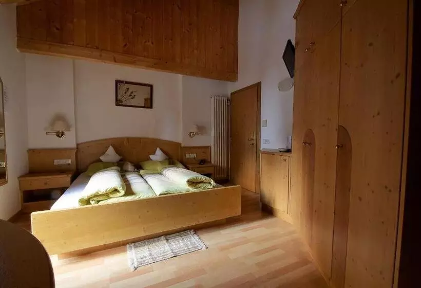 Hotelli Pension Mirandola