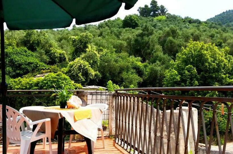 Ospitalia Del Mare Hostel