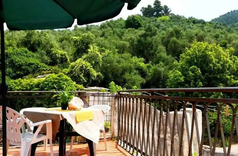 Ospitalia Del Mare Hostel