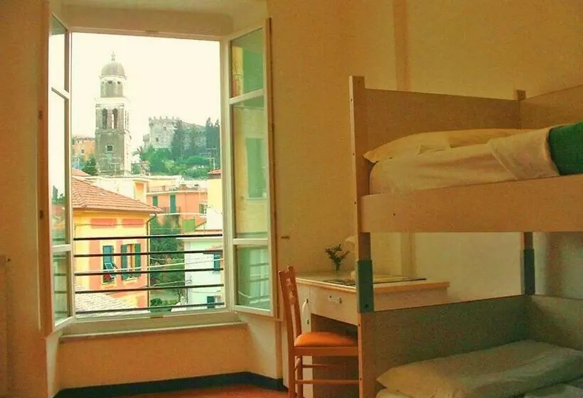 Ospitalia Del Mare Hostel