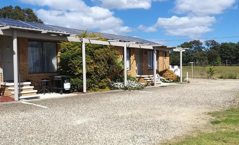 Taree Country Motel