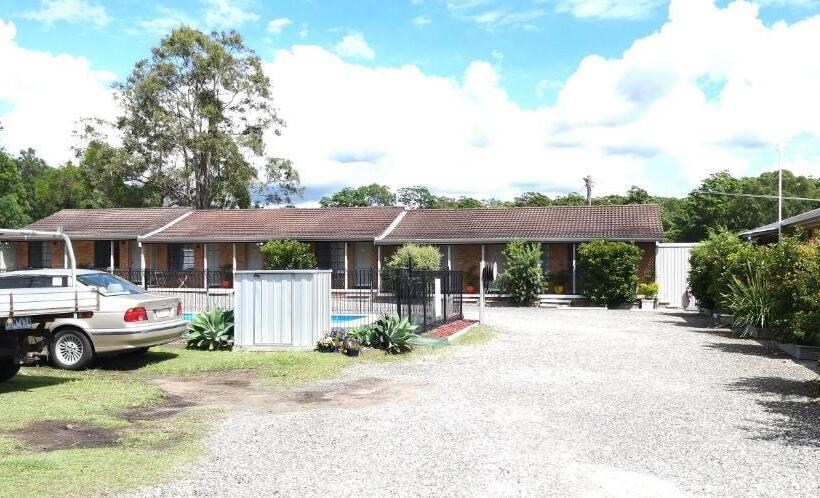 Taree Country Motel