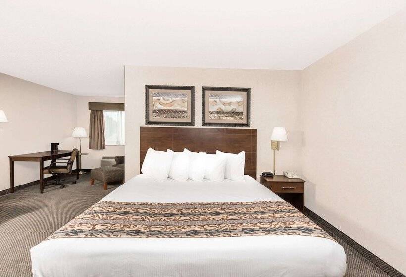 Отель Baymont By Wyndham Lemars