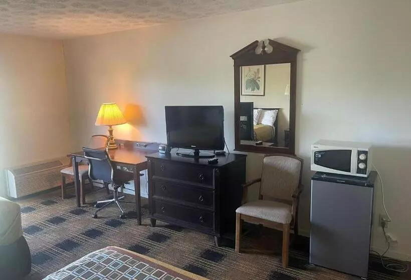 Отель Budgetel Inn & Suites Dillard