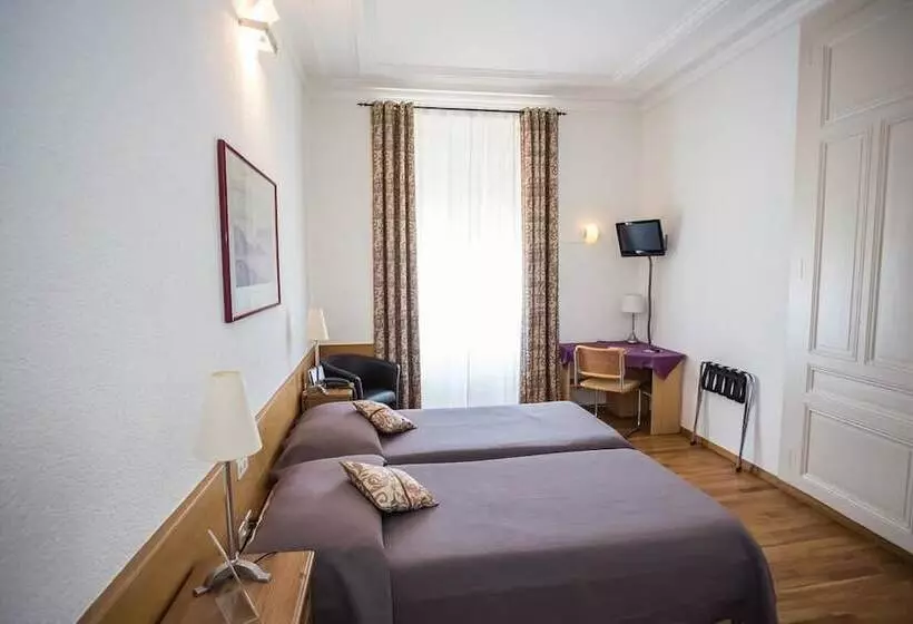 Отель Des Tourelles