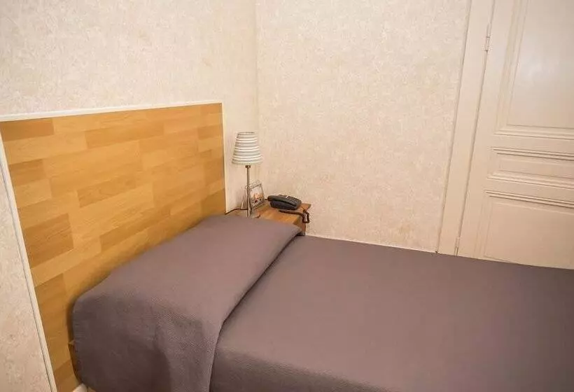 Отель Des Tourelles