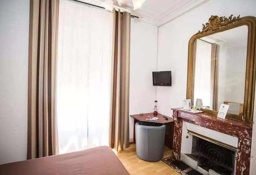 Отель Des Tourelles