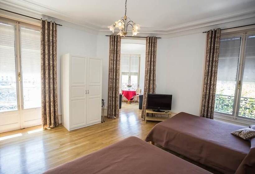 هتل Des Tourelles