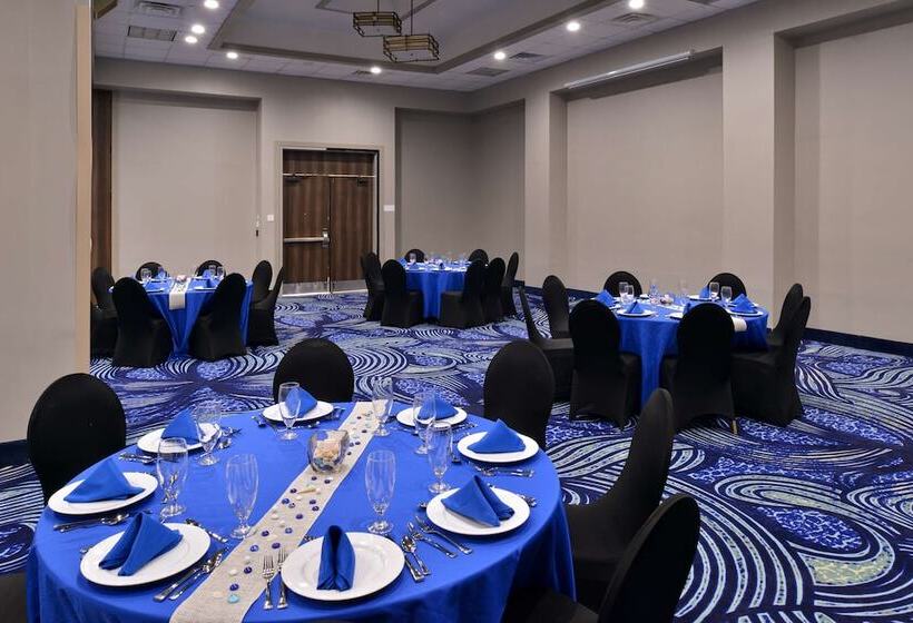 בית מלון כפרי Doubletree By Hilton Corpus Christi Beachfront