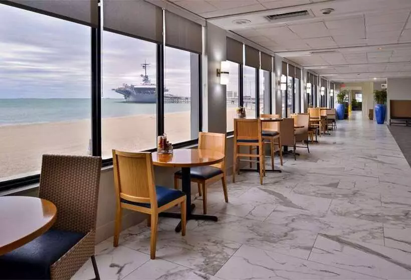 Отель Doubletree By Hilton Corpus Christi Beachfront