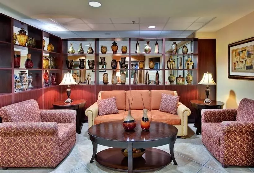 ホテル Holiday Inn Express Las Vegas Nellis, An Ihg