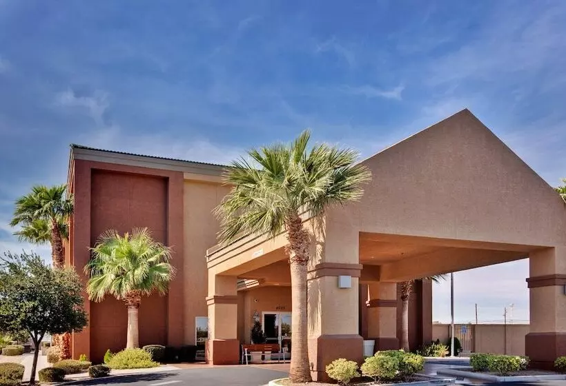 ホテル Holiday Inn Express Las Vegas Nellis, An Ihg