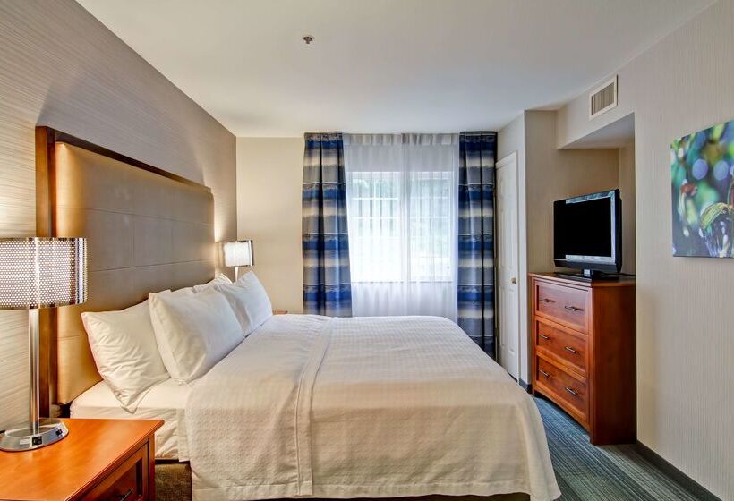 فندق Homewood Suites By Hilton Stratford