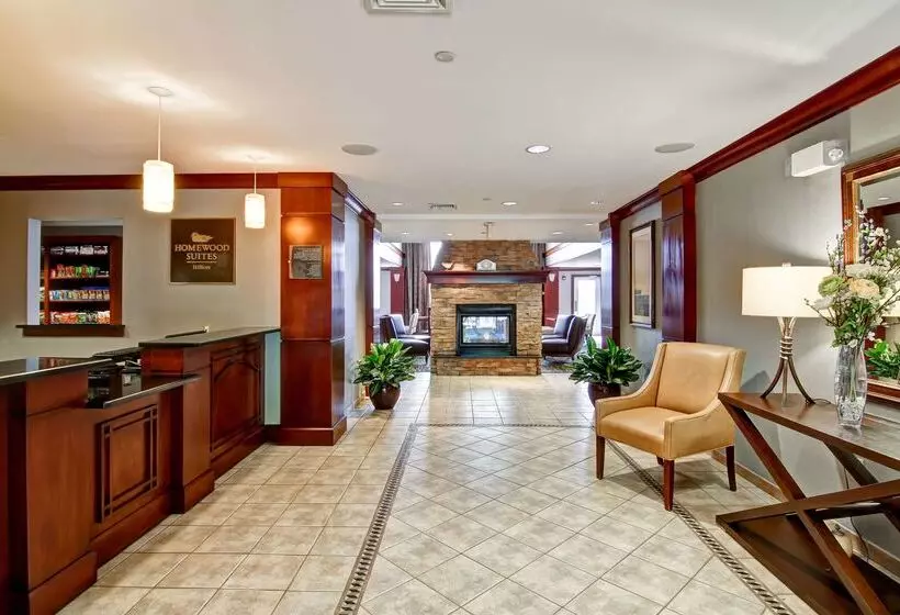 هتل Homewood Suites By Hilton Stratford