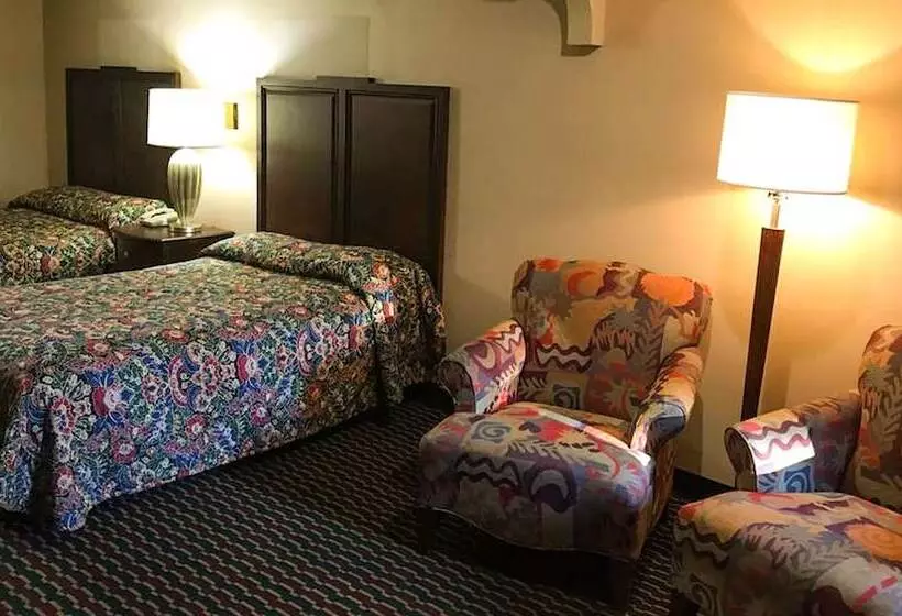 Magnuson Hotel Marietta