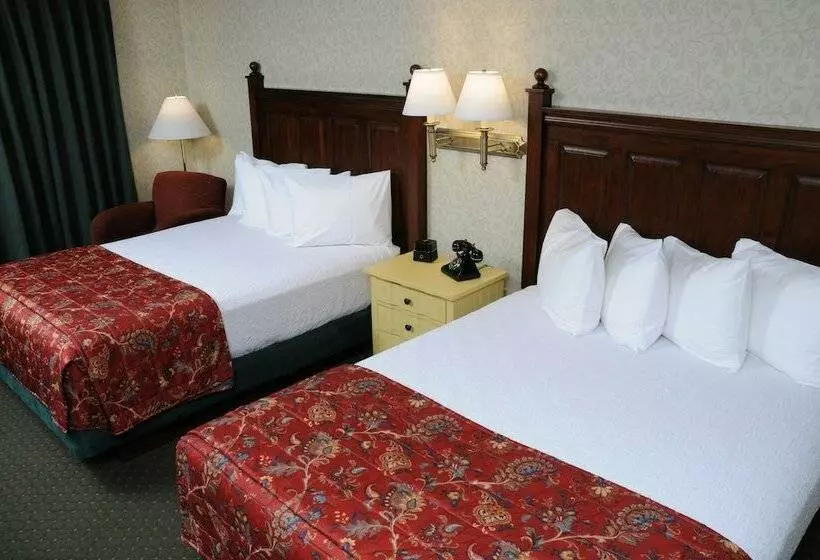 酒店 Pike S Waterfront Lodge