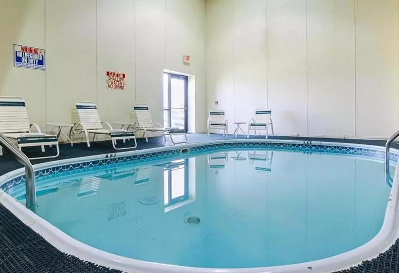 Отель Quality Inn Rosebud Casino