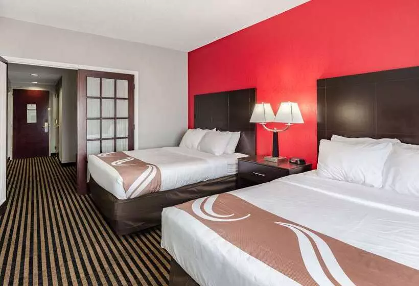 酒店 Quality Inn & Suites