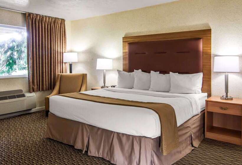 Otel Quality Inn & Suites At Coos Bay