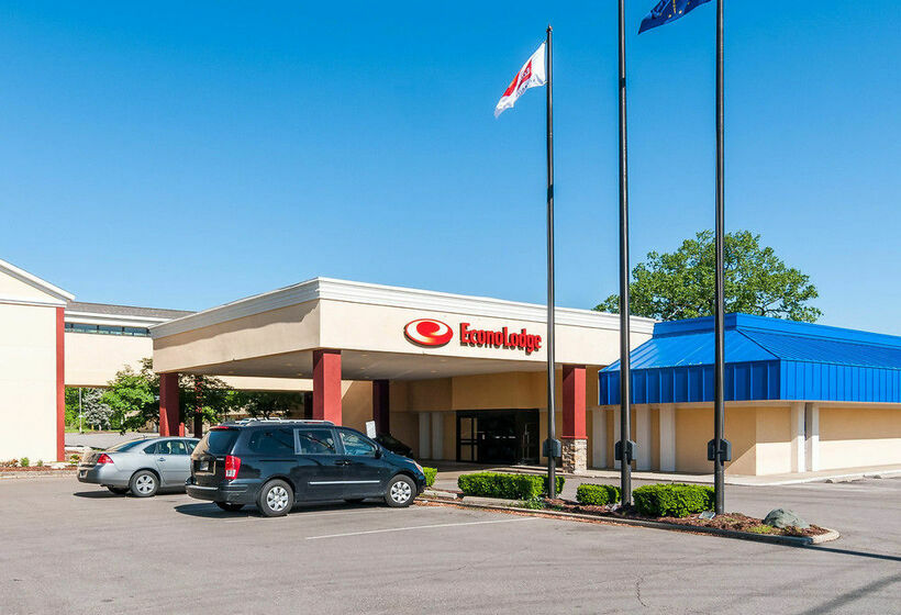 Отель Econo Lodge