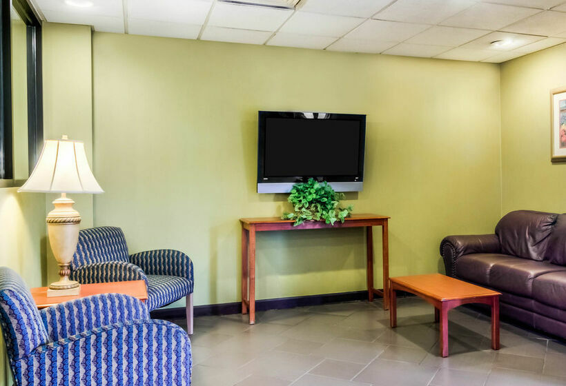 Отель Econo Lodge