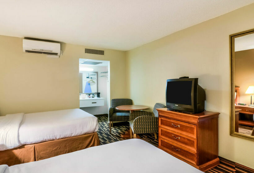 Отель Econo Lodge