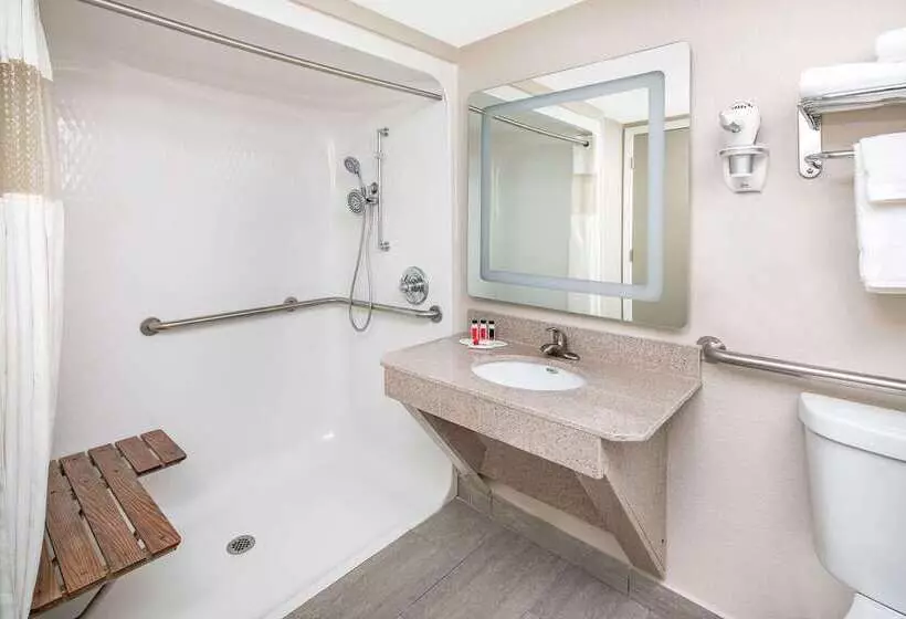 호텔 Ramada By Wyndham Alpharetta Atlanta North