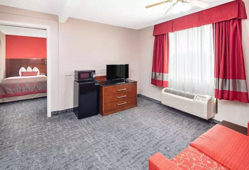 호텔 Ramada By Wyndham Alpharetta Atlanta North