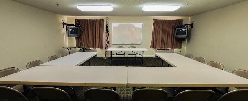 호텔 Red Roof Inn & Suites Pensacola East Milton