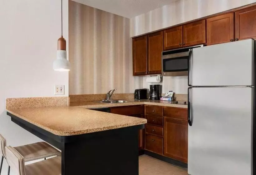 هتل Residence Inn Baltimore White Marsh