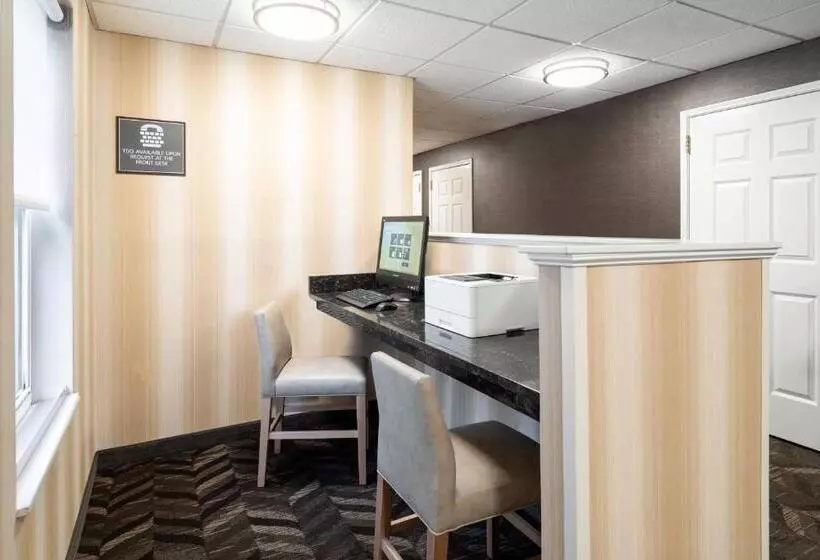 Отель Residence Inn New Bedford Dartmouth