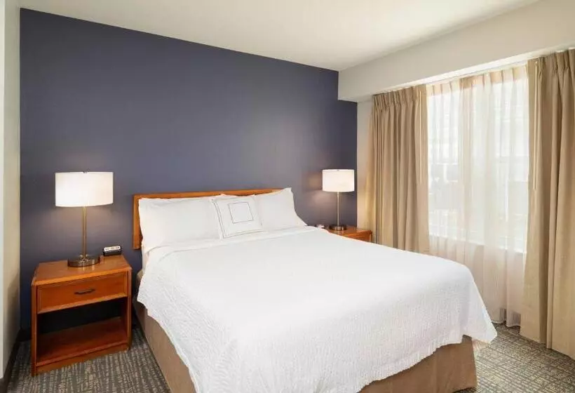 Отель Residence Inn New Bedford Dartmouth