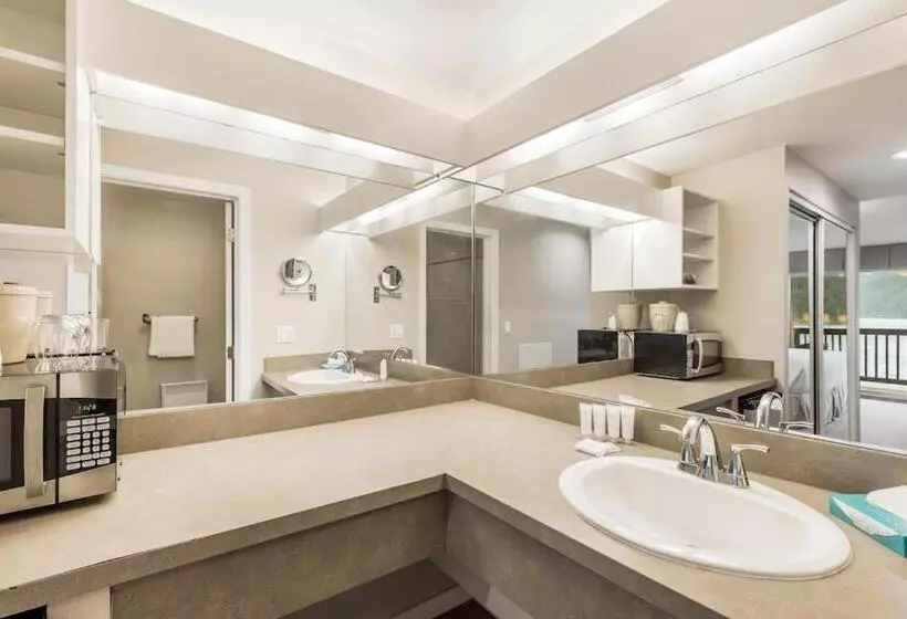 هتل Rosario Village