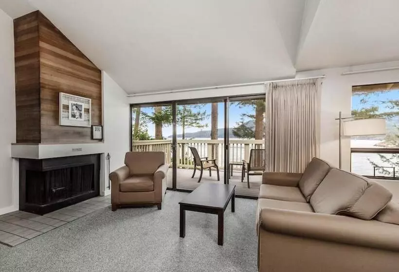 هتل Rosario Village