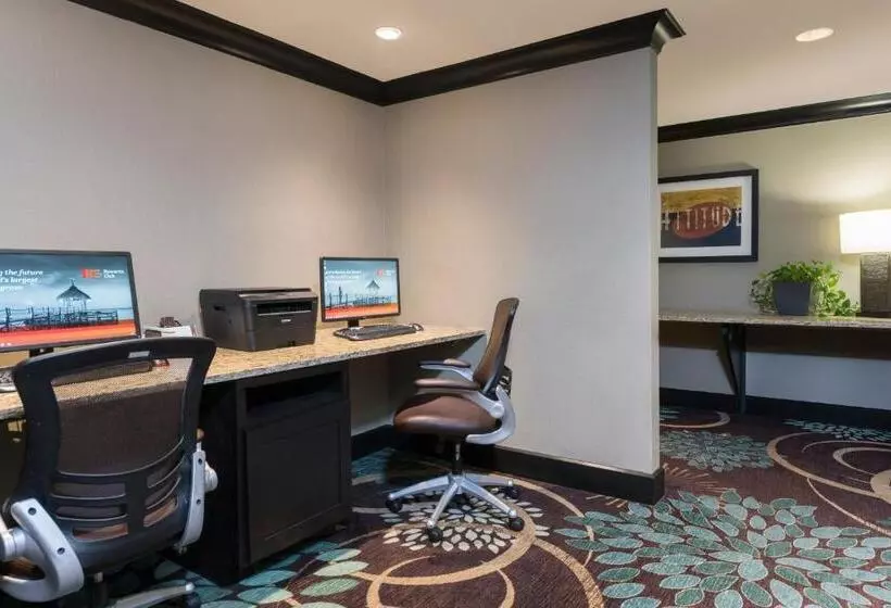 Отель Staybridge Suites Chicago Oakbrook Terrace By Ihg