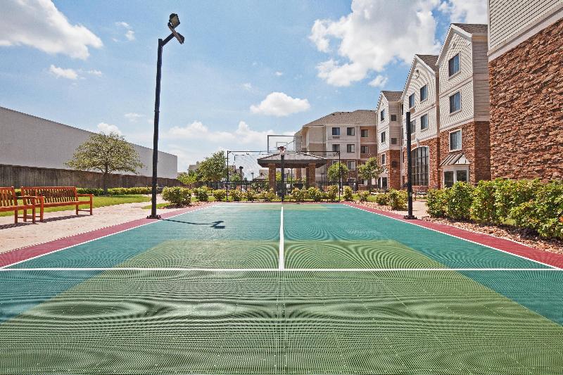 فندق Staybridge Suites Tulsa Woodland Hills, An Ihg