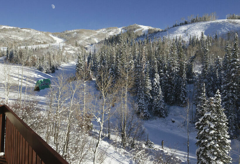 هتل Storm Meadows Townhomes