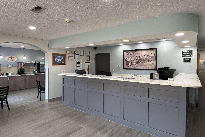 בית מלון כפרי Super 8 By Wyndham Green Bay I43 Bus. Park