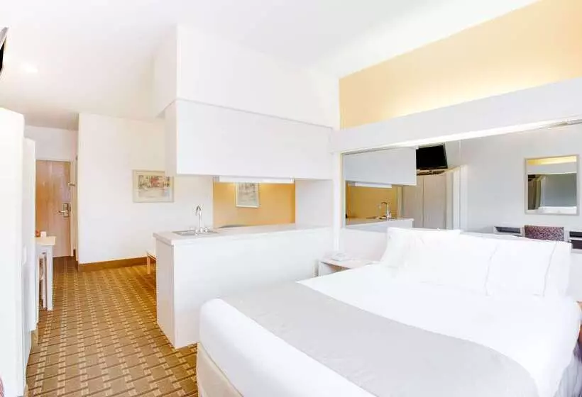 Surestay Hotel By Best Western Christiansburg Blacksburg