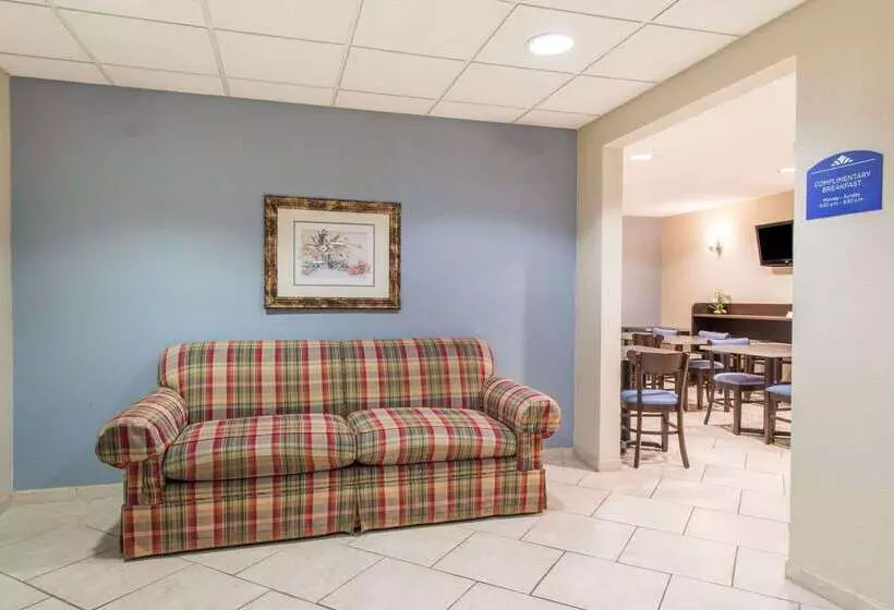 Microtel Inn Georgetown   Lexington North