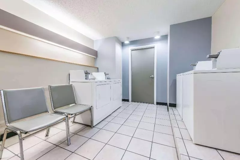 Microtel Inn Georgetown   Lexington North