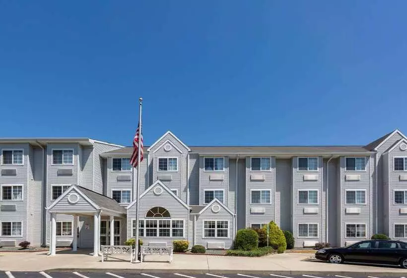 Microtel Inn & Suites By Wyndham Hillsborough