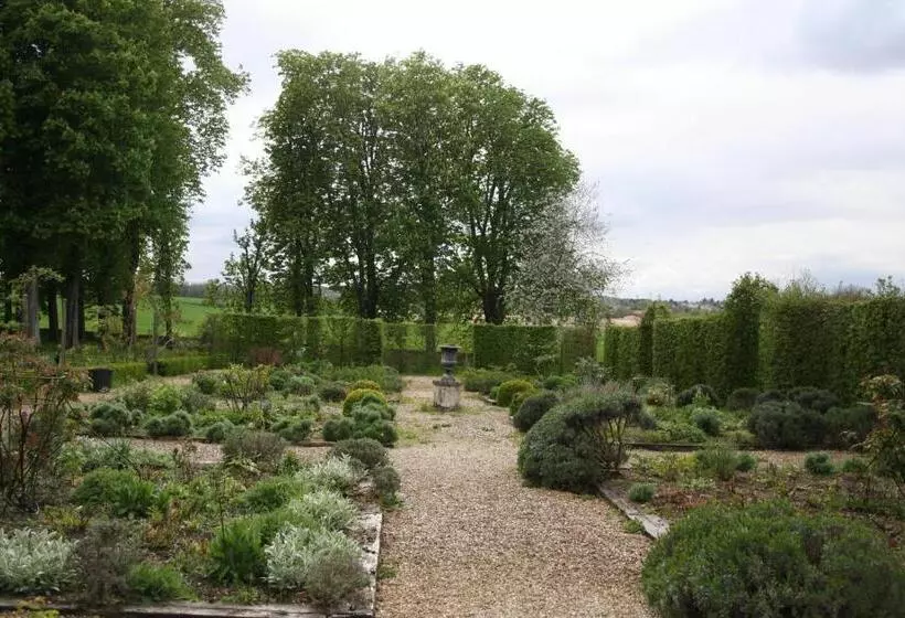 Aamiaismajoitus (B&B) Château Manoir De La Lèche