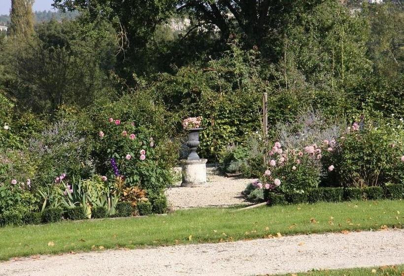 مبيت وإفطار Château Manoir De La Lèche